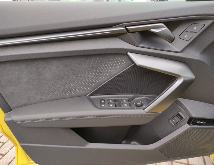 Audi RS 3 11