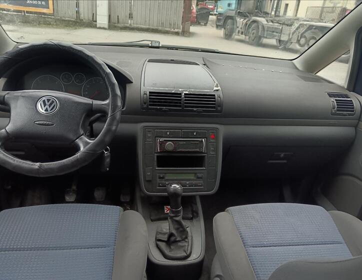Volkswagen Sharan 16