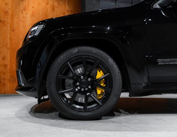 Jeep Grand Cherokee 2