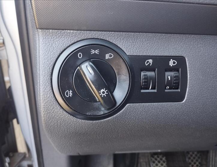 Volkswagen Touran 13