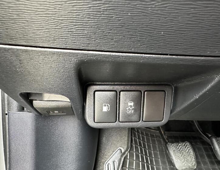 Toyota Avensis 20