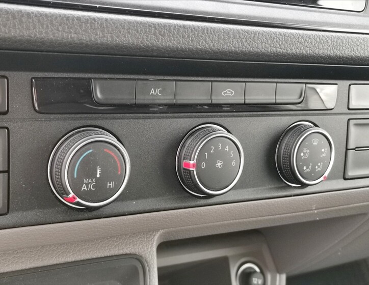 Volkswagen Crafter 11