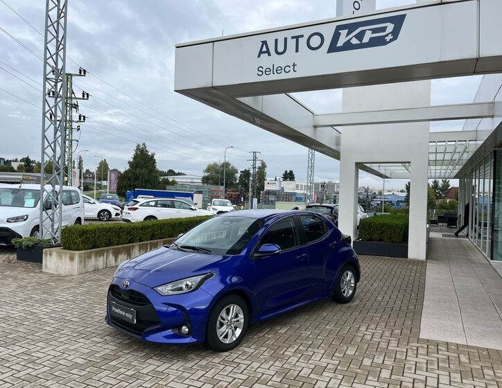 Toyota Yaris 1