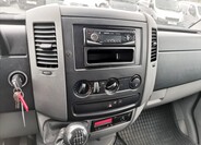 Volkswagen Crafter 9