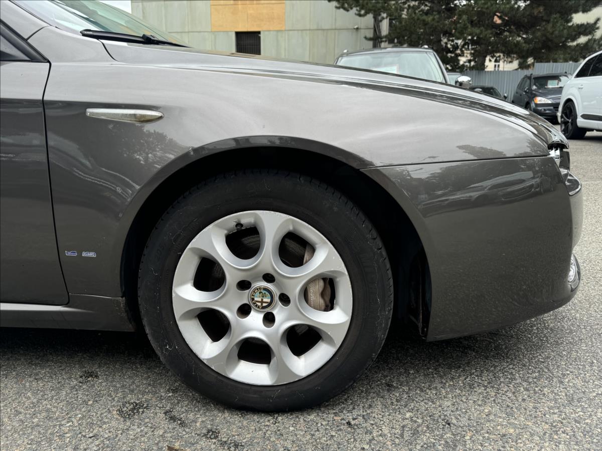 Alfa Romeo 159