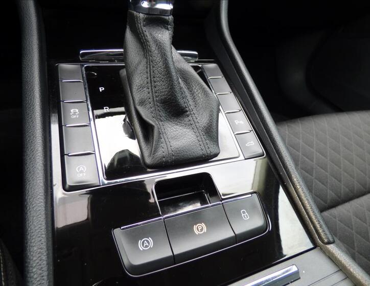 Škoda Superb 51