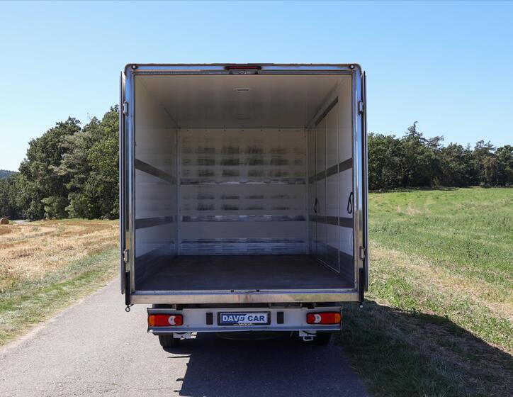 Peugeot Boxer 9