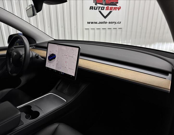Tesla Model Y 31