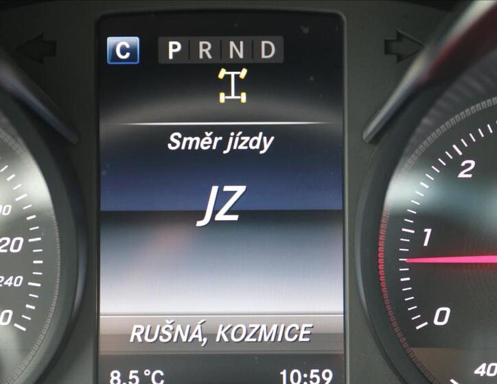 Mercedes-Benz Třídy X 30
