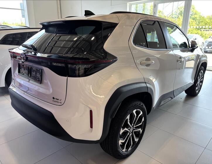 Toyota Yaris Cross 6