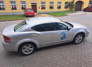 Dodge Avenger 12