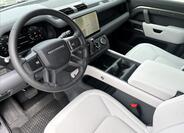 Land Rover Defender 11