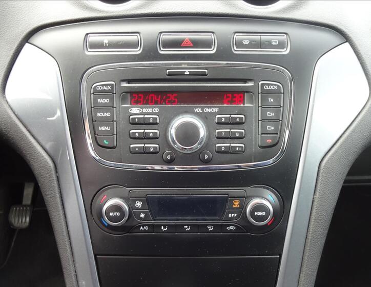 Ford Mondeo 34