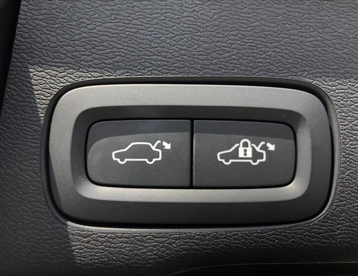 Volvo XC60 13