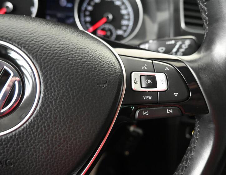Volkswagen Golf 18