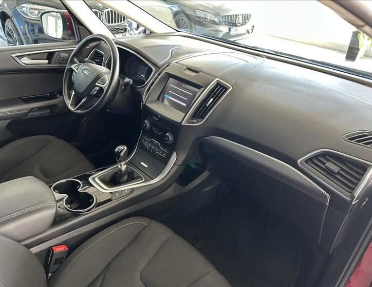 Ford S-MAX 9