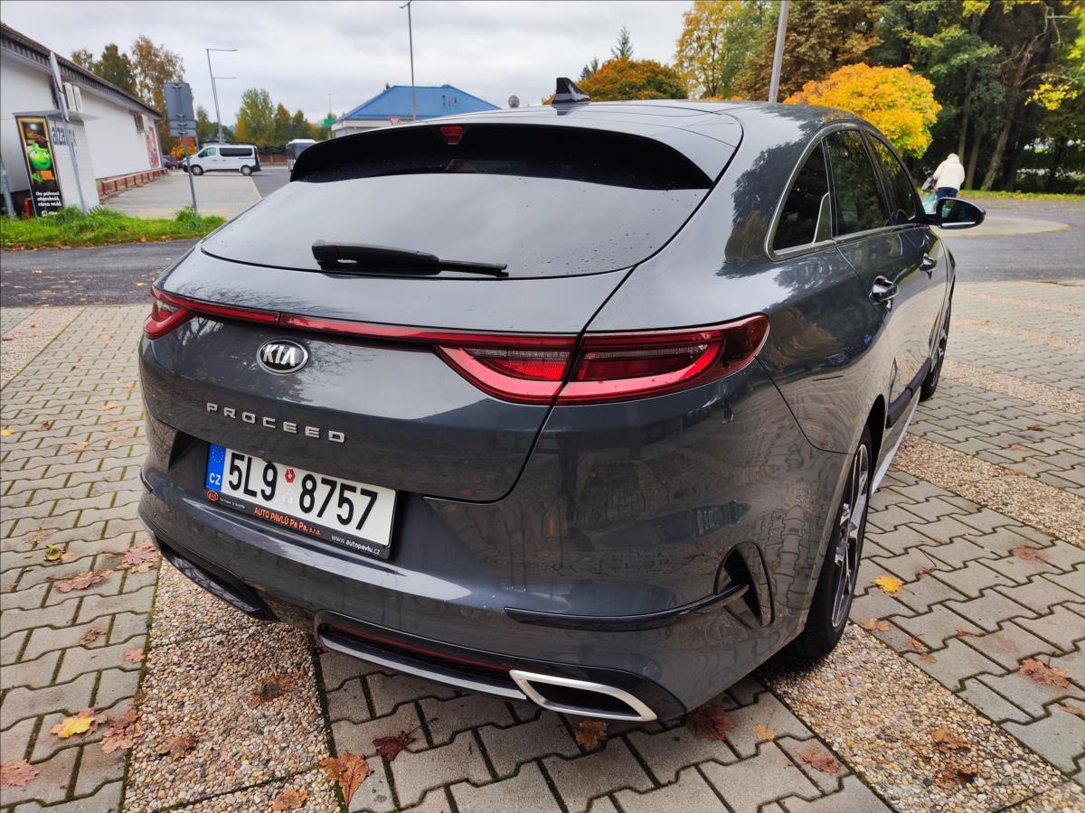 KIA ProCeed