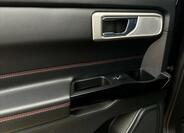 Ford Explorer 15