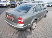 Volkswagen Passat 11