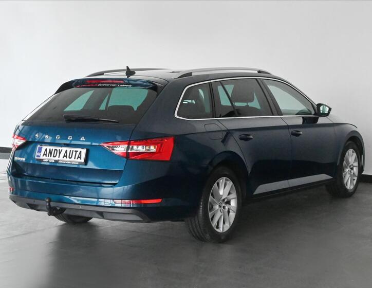 Škoda Superb 3