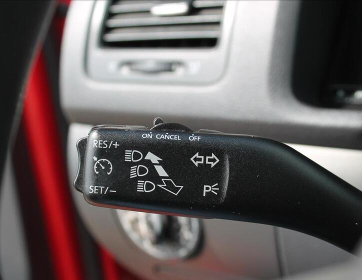 Volkswagen Golf 15