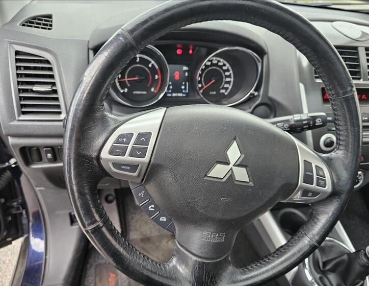 Mitsubishi ASX 13
