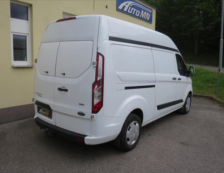 Ford Transit Custom 3