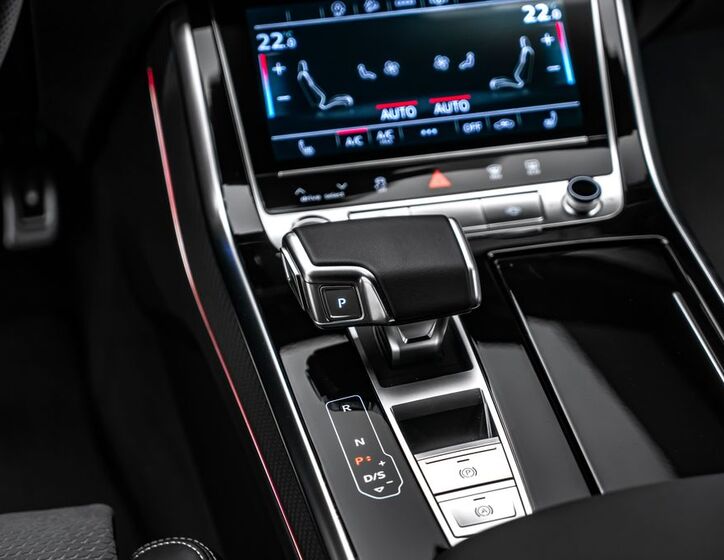 Audi Q7 19