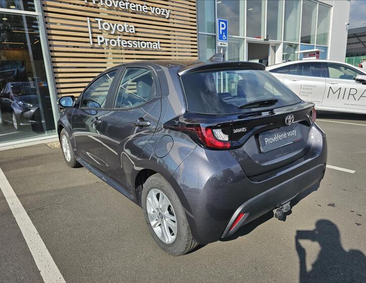 Toyota Yaris 2