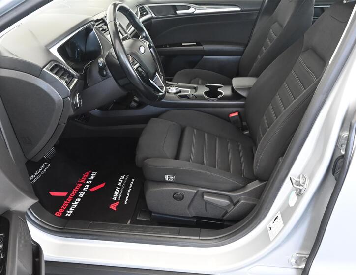 Ford Mondeo 9