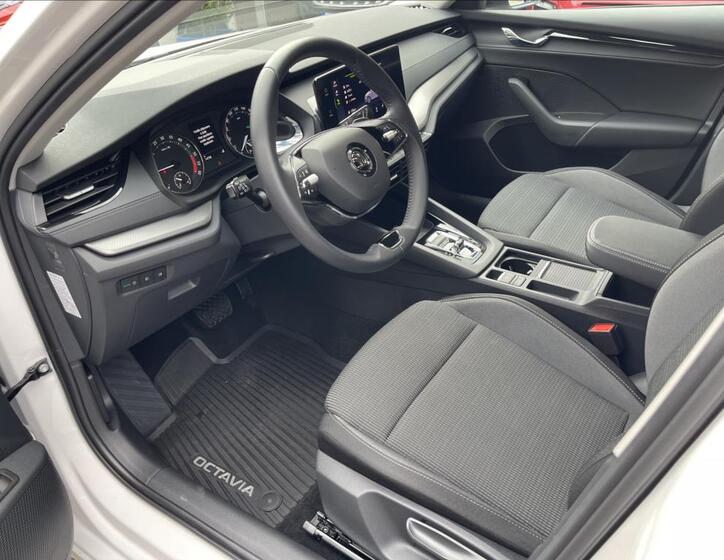 Škoda Octavia 13