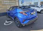 Toyota C-HR 2