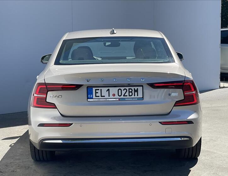 Volvo S60 21