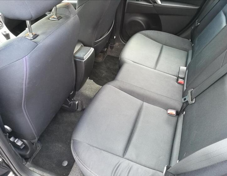 Mazda 3 16