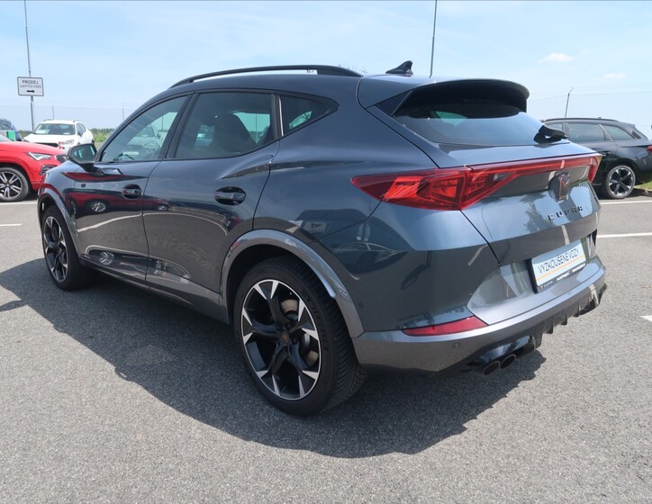 Cupra Formentor 7
