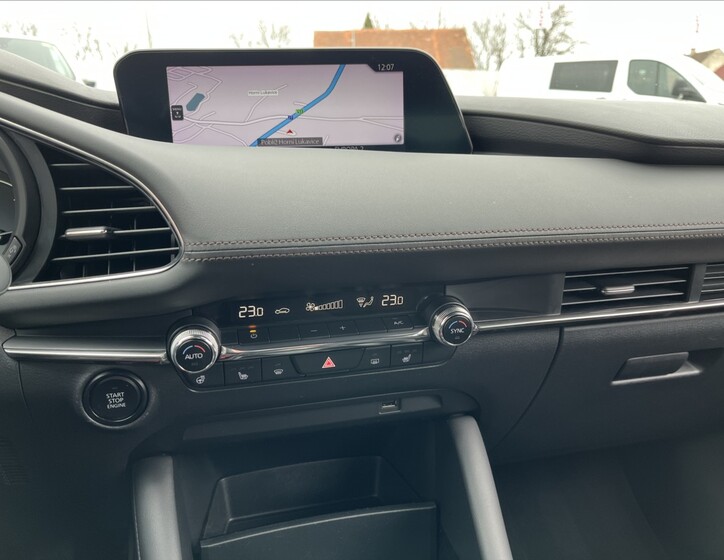 Mazda 3 26