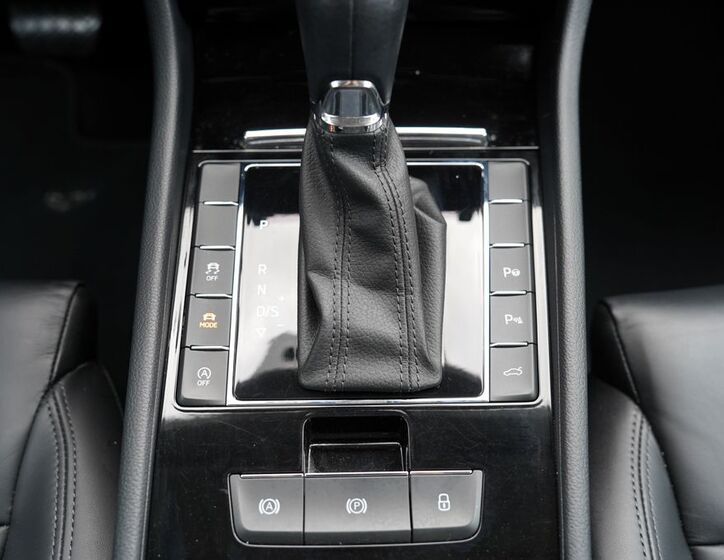 Škoda Superb 36