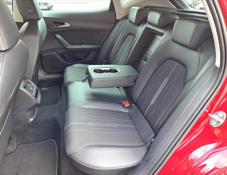 Cupra Formentor 10