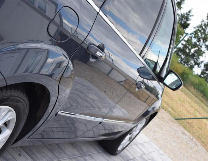 Ford Galaxy 10