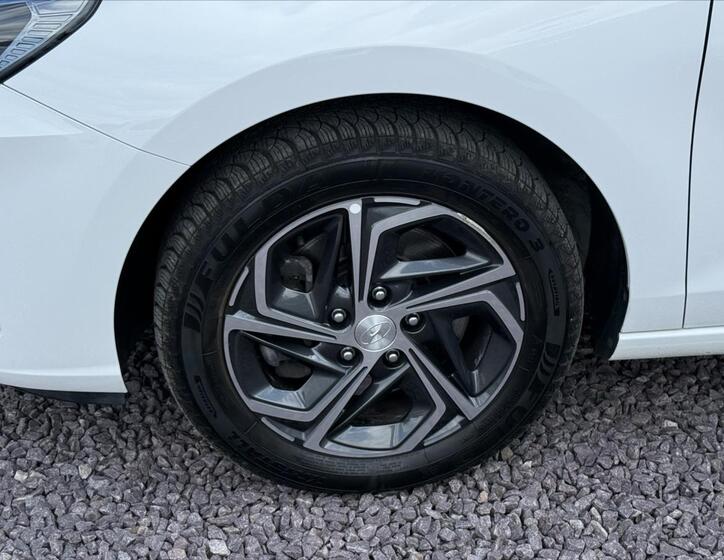 Hyundai i30 24