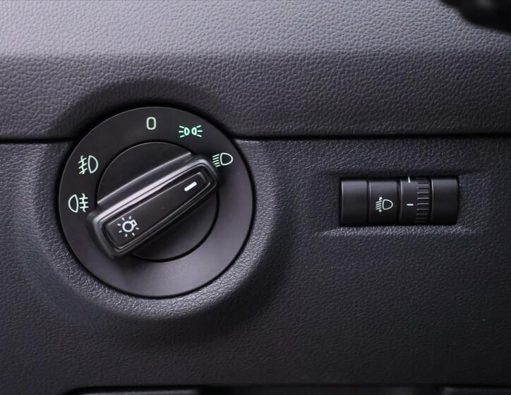 Škoda Octavia 16