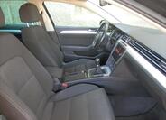 Volkswagen Passat 12