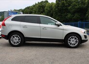 Volvo XC60 4