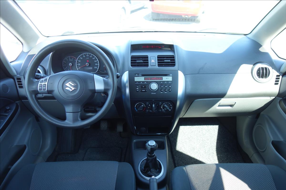 Suzuki SX4