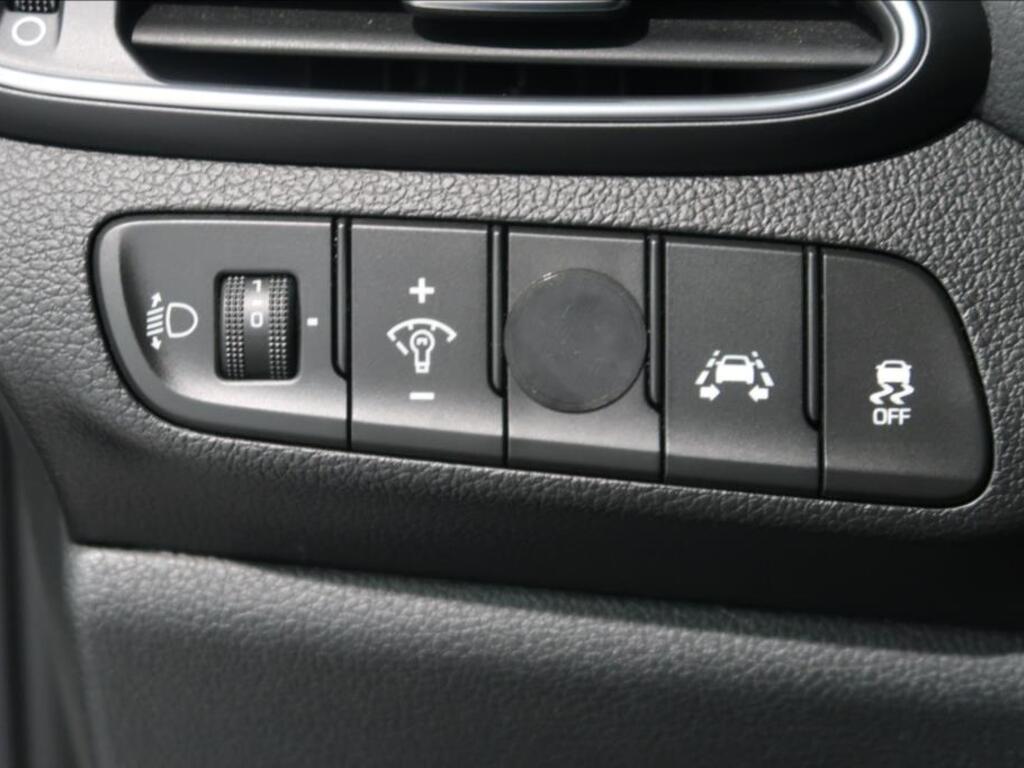Hyundai i30 15