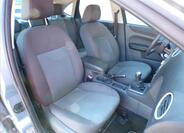 Ford Focus 16