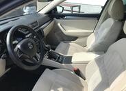 Škoda Superb 8