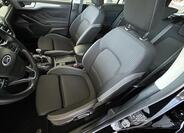 Ford Focus 25