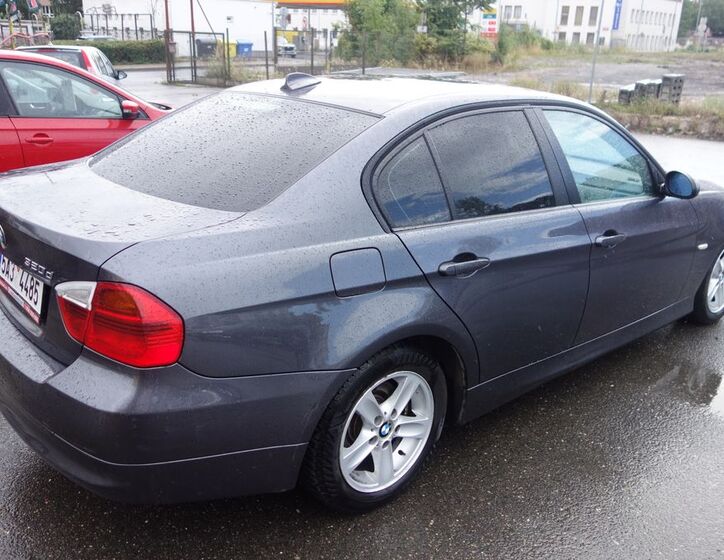 BMW Řada 3 7