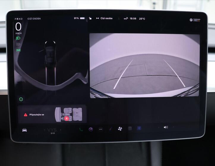 Tesla Model 3 28